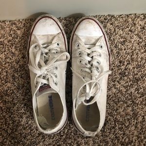 Vintage White Chuck Berry Converse Low Top Sneaker